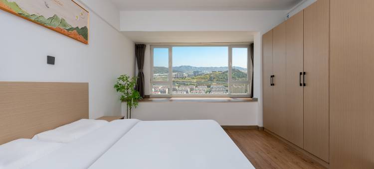 七十七号公寓(威海高铁北站火炬八街店)图片