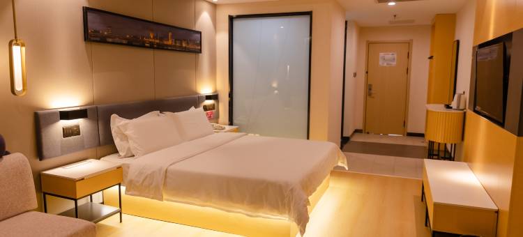 美途云上酒店(无极县北国商城店)图片