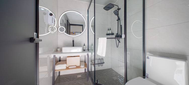 格林豪泰智选酒店(威海高铁站九龙城购物广场店)图片