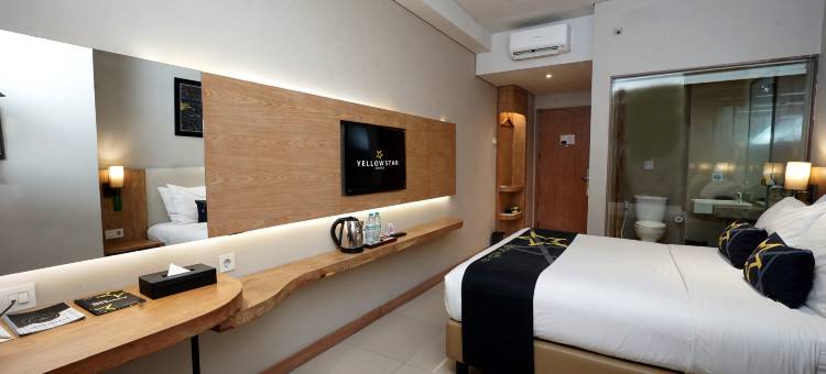 黄星格加彦酒店(Yellow Star Gejayan Hotel)图片