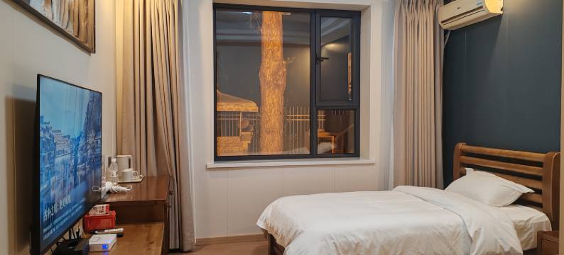 芮桐民宿(俄罗斯风情步行街店)图片