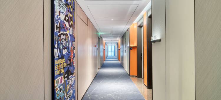 网鱼电竞酒店(杭州萧山机场河庄地铁站店)图片