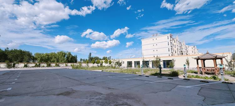 云鼎优选酒店(乌拉特后旗政府店)图片