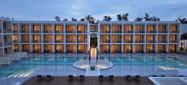 普吉岛芭东海滩酒店(Patong Beach Hotel by See2Sea)图片