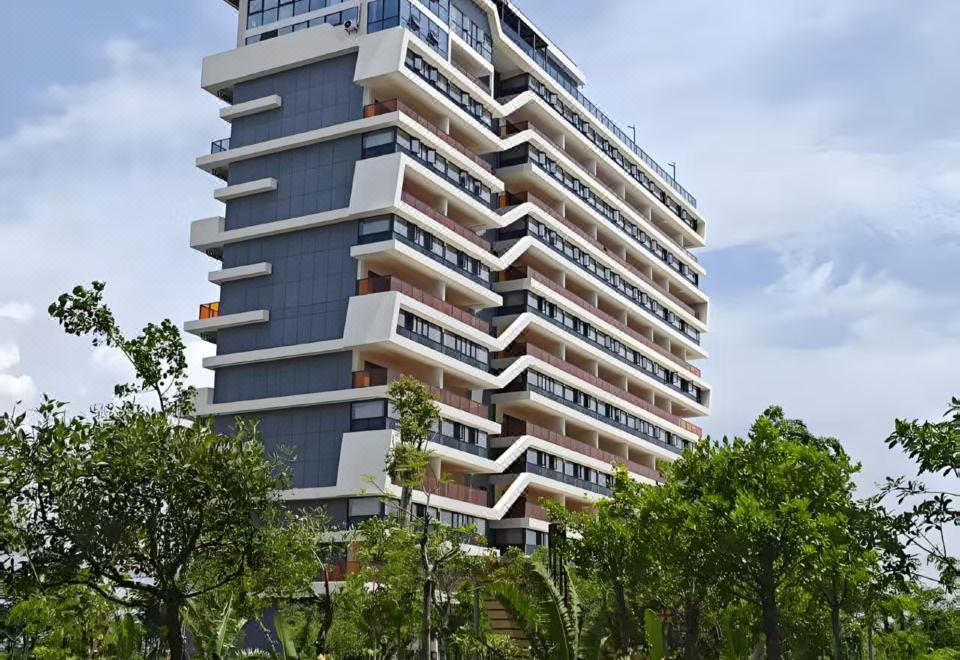 海棠湾罗岚酒店外景图