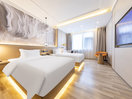 马尔康婆陵甲萨酒店