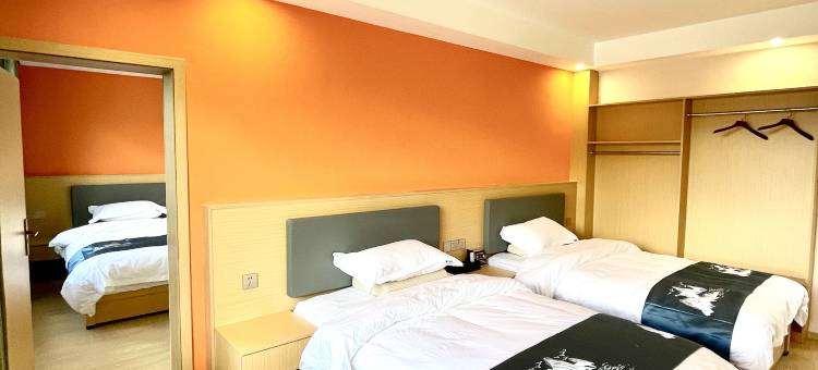 红原夏日牧归民宿图片