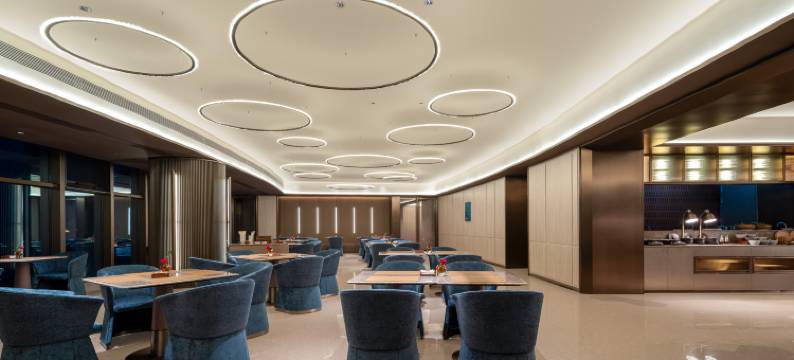 武汉东湖岳家嘴地铁站桔子水晶酒店图片