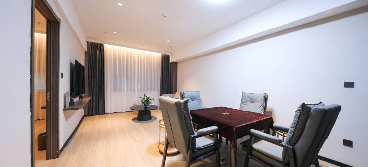 临海天上人间酒店(杜桥宝龙广场店)图片