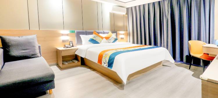 致馨栀子花开酒店(中商江湖MALL洪城商港店)图片