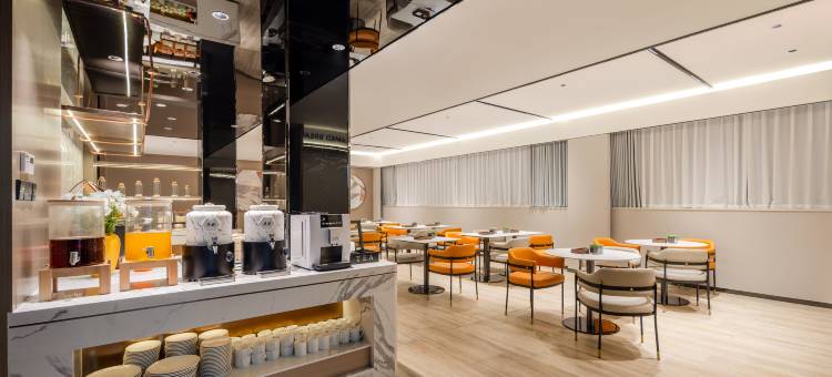 柏曼酒店(贵港高铁站万达广场店)图片