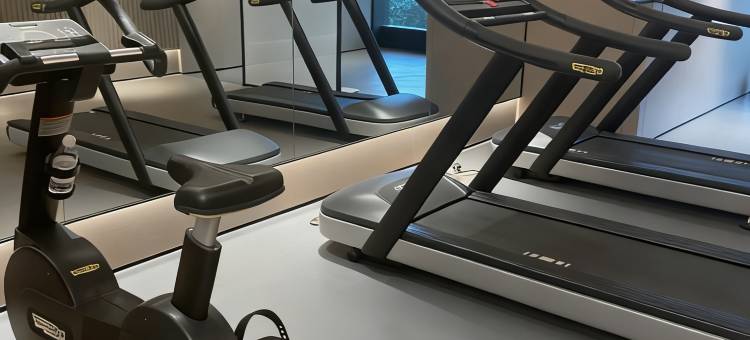 铂雅未来-YOUNG IS FASHION酒店(龙口博商购物广场振华商厦店)图片