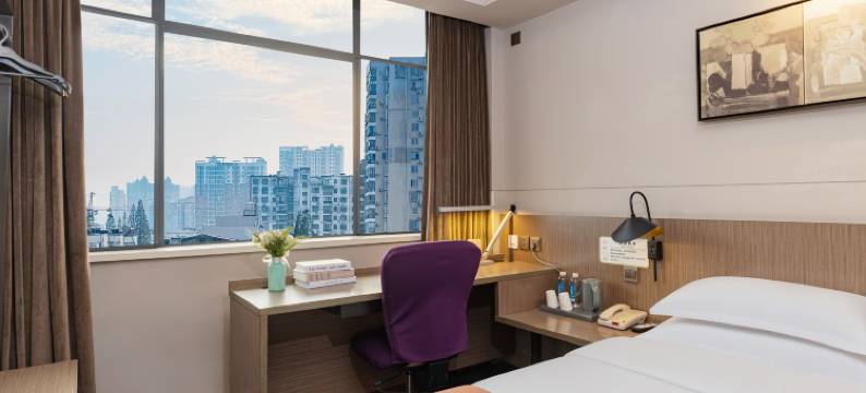 华客嘉城酒店(襄阳火车站店)图片