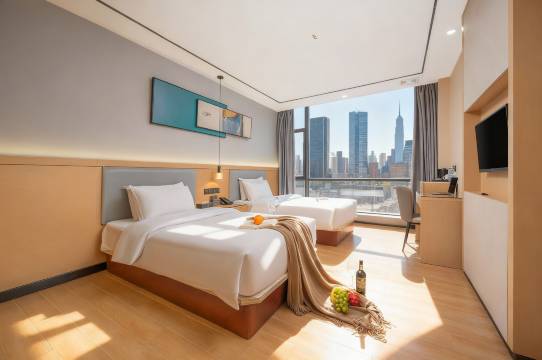 缤果逸居酒店(鹰潭凯翔新天地火车站店)