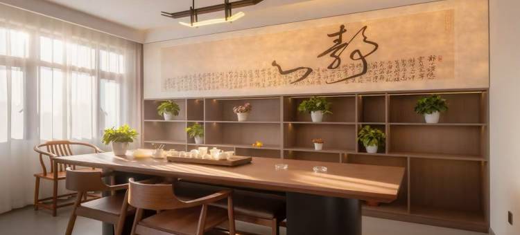 光栖民宿(昆明斗南花市花都海洋世界店)图片