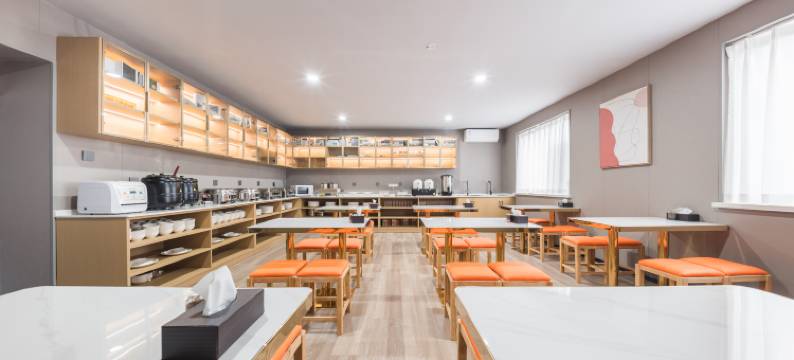 兰欧酒店(奎屯市团结东街大地中央广场店)图片