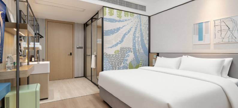 康铂酒店(上海陆家嘴中心向城路地铁站店)图片