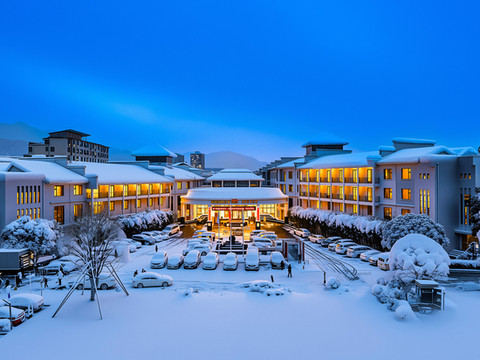 栾川伊水湾大酒店