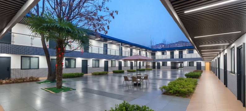 清明上河园一川闲居酒店(开封大学北校区店)图片