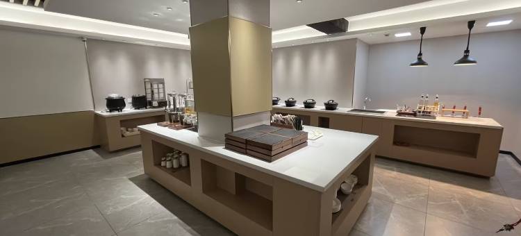亚信电竞酒店(昆山前进东路国际会展中心店)图片