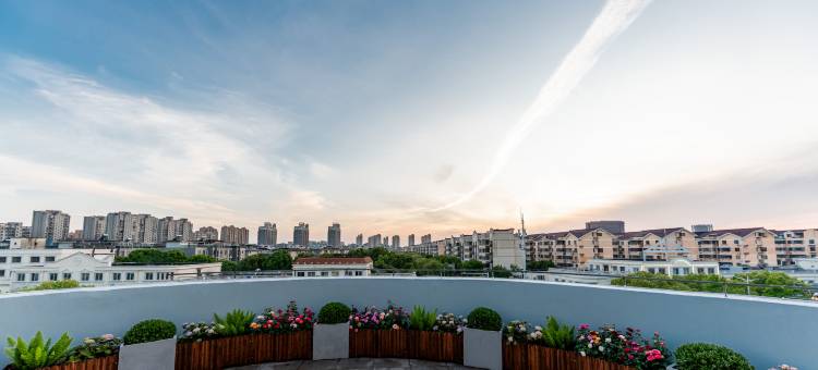 如家·neo(上海奉贤宝龙广场环城东路地铁站店)图片