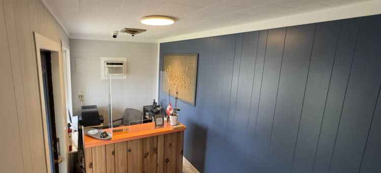安大略女王布伦海姆和伊利湖汽车旅馆(Queen's Motel Blenheim Near Lake Erie ON)图片