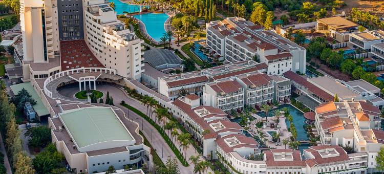 拉拉巴鲁特精选-超全包(Lara Barut Collection - All Inclusive)图片