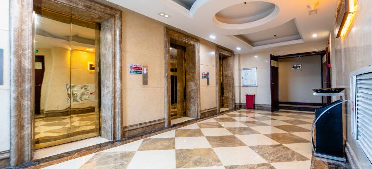 寓约电竞酒店(南昌灌婴路地铁站店)图片