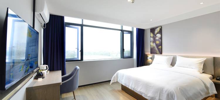 7天优品Premium酒店(兴国将军园店)图片