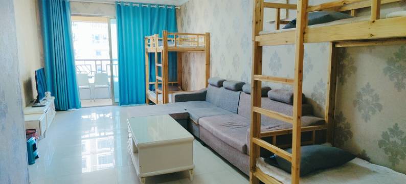 鸿运青年旅舍(花果园店)图片