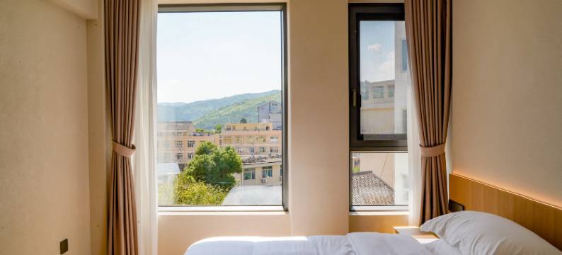 渔寮潮舍民宿(渔寮景区店)图片