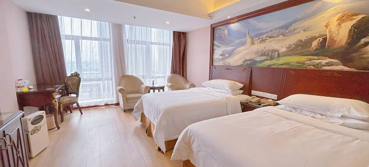 维也纳酒店(上海佘山欢乐谷店)图片