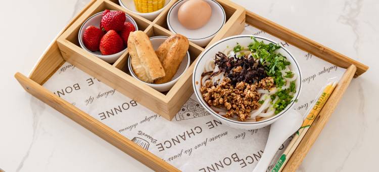 花筑·洱栖智能设计师民宿(磻溪S湾店)图片