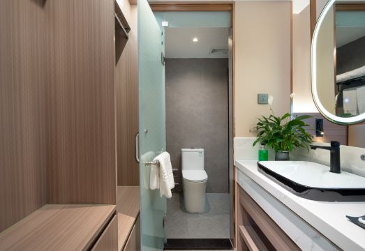 Jinfengyuan Hotel (Longgang Ailian Subway Station) Hotel Overview