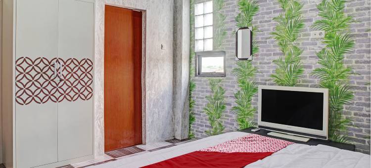 OYO 93190 萨尔蒂卡GH伊斯兰教酒店(OYO 93190 Sartika Gh Syariah)图片