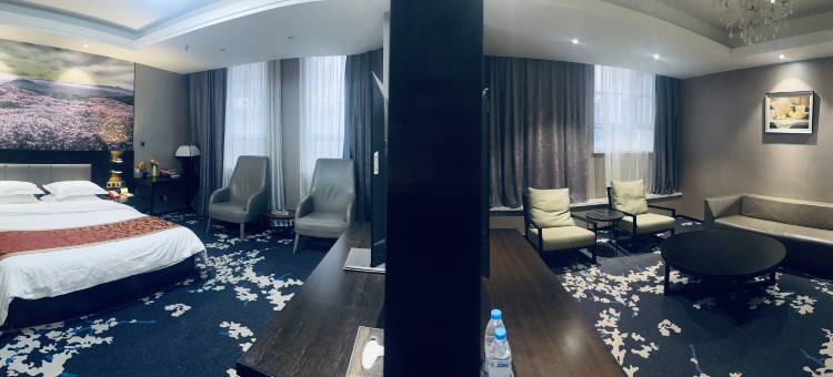 伊宁五洲艺术酒店(六星街景区店)图片