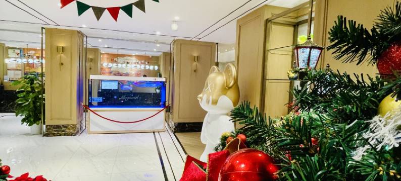 白玉兰酒店(上海田子坊马当路地铁站店)图片