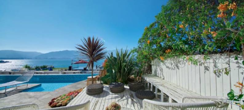 大理半山海居海景美宿图片