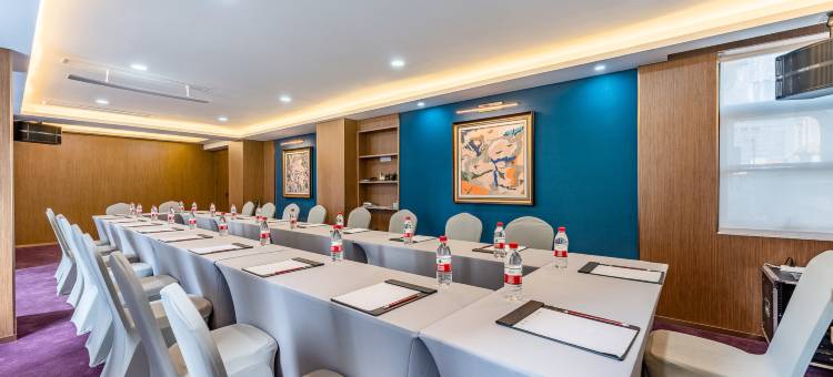 中民美居酒店(罗湖火车站向西村地铁站店)图片