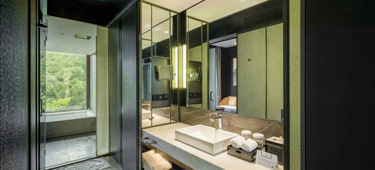 宁波东钱湖华茂希尔顿酒店图片