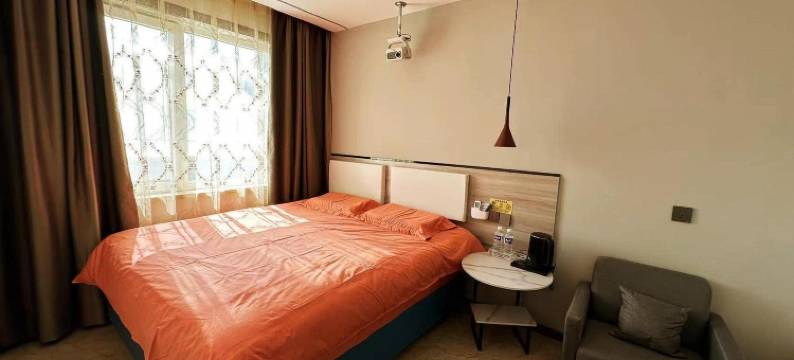 凯旋春粟民宿(乐松广场店)图片