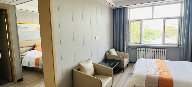 宁城山茶花酒店图片