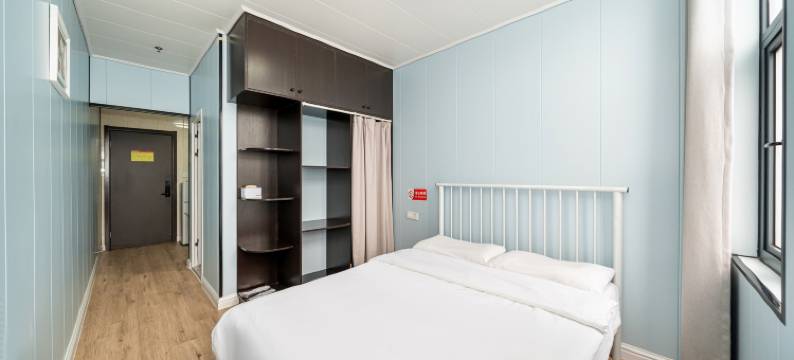 未来小家青年社区酒店(上海宝山城市工业园店)图片