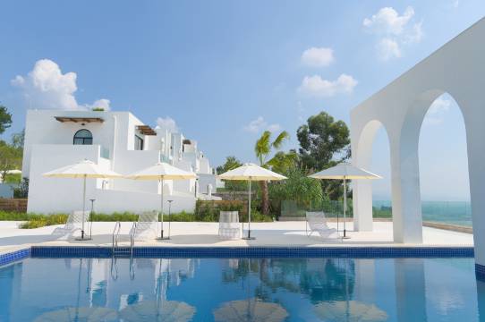 天际泳池度假酒店