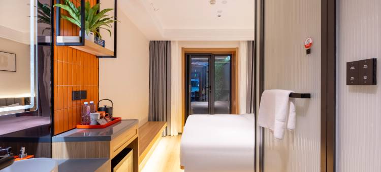 晶橙酒店(北京站广渠门内地铁站店)图片