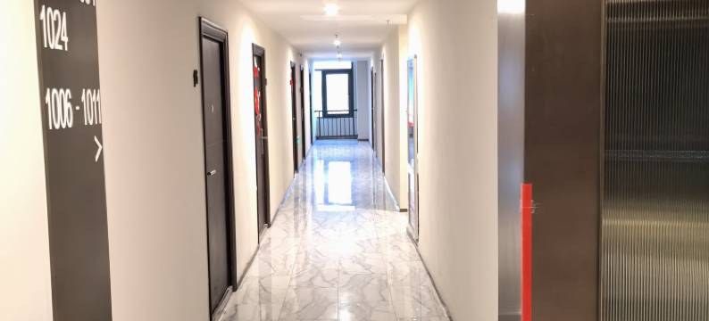 漫途·清雅Loft影院酒店(龙湖天街李巷地铁站店)图片