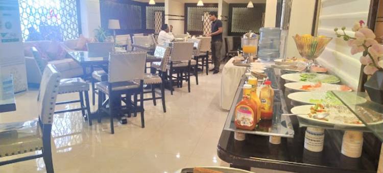 阿德莱斯蒙大厦酒店(Address Tower Hotel)图片