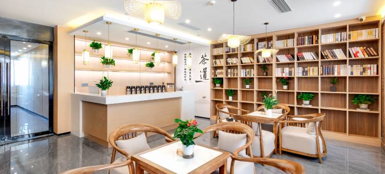 遂宁柏尚景悦酒店(中央商务区步行街第一人民医院店)图片
