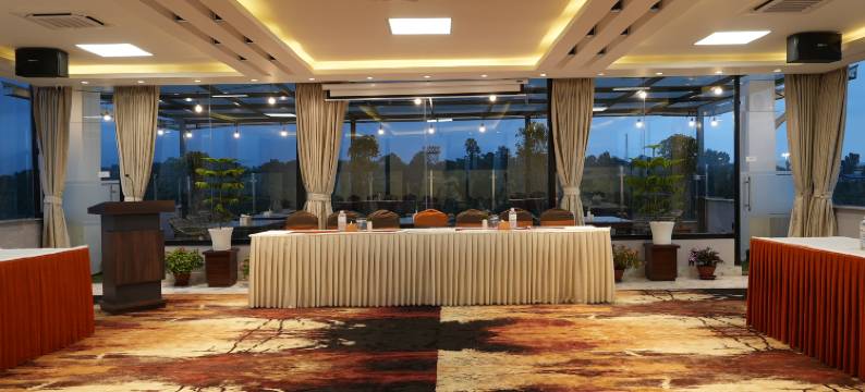 埃佩克斯商务酒店(Apex Business Hotel - Tribhuvan International Airport, Kathmandu)图片