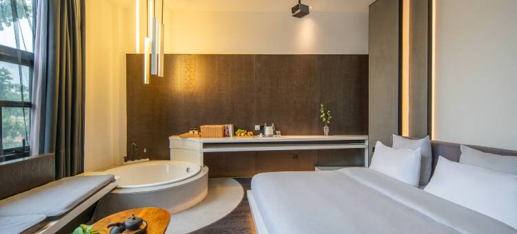 济南大明湖泉城广场漫亭花园酒店图片